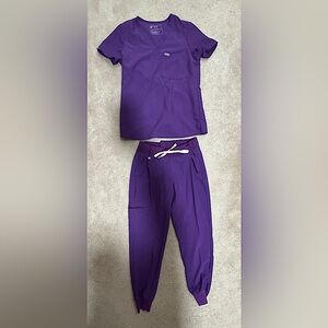 Figs purple scrub set (XS/XSP)